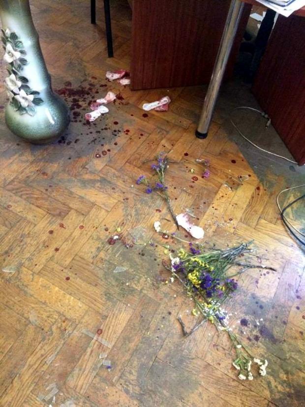 У Львові росіянка, почувши відмову, влаштувала жахливий погром у РАЦСі (фото)