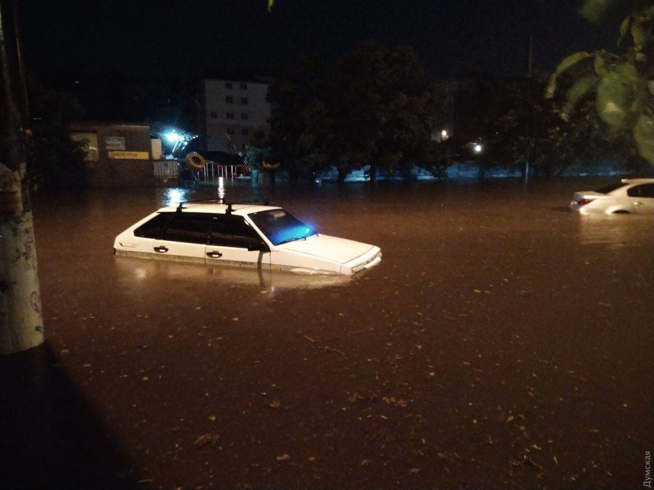Нічна злива в Одесі наробила біди